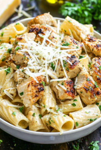 Garlic Butter Chicken with Rigatoni and Parmesan